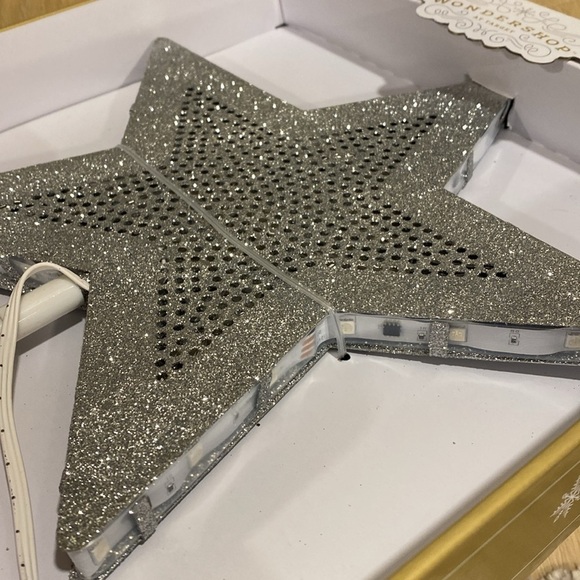 NWT WONDERSHOP LED Lit 90 Lights Silver Star Tree Topper with easy clip - Picture 3 of 7
